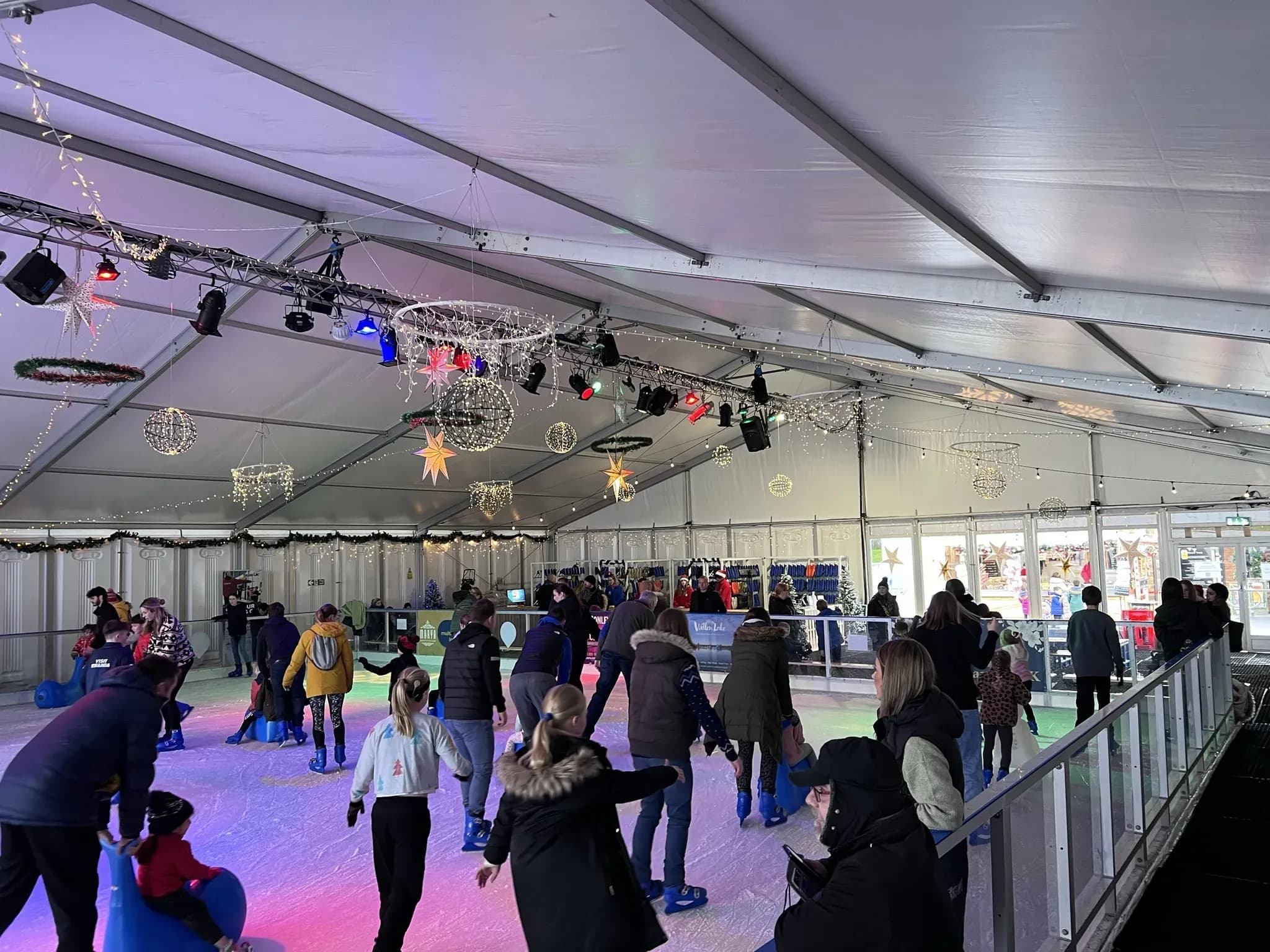 A busy afternoon session inside the Willen On Ice marquee